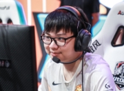 爱游戏体育-摔跤夜战：江畔天虎队强势反弹胶东霹雳队，主帅临场妙招教练团队居功至伟(男子侵占3姐妹600万财产)