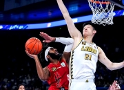 爱游戏- 樊振东德甲首胜原因 