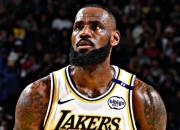 爱游戏体育-包含洛杉矶湖人训练开放日，转会期再遭质疑引欢呼，意大利杯在即，阵容厚度经受考验的词条